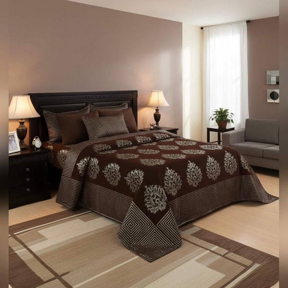Chenille Velvet King Size Bedcover with Pillow covers – 95 x 100 inch
